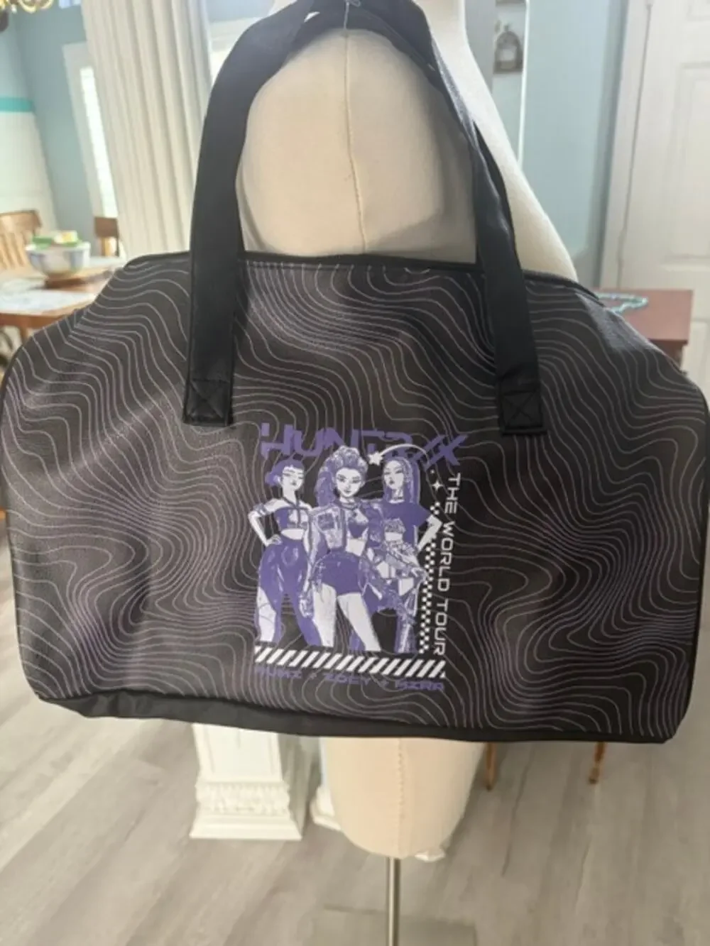 K-POP DEMON HUNTERS -DUFFEL BAG